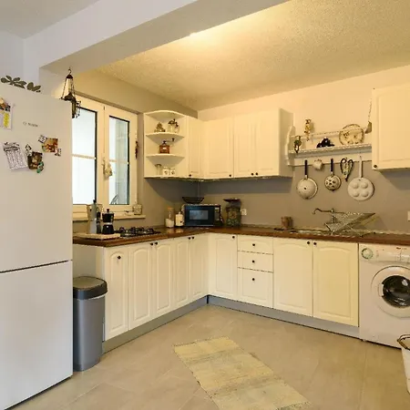 Holiday home Freistehendes Auf 2 Etagen Mit 2 Terrassen Und Grossem Privatem Garten Mit Grill *